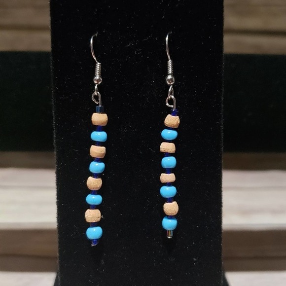 Vintage Fun Art Glass /& Beaded Dangle Teardrop Earrings